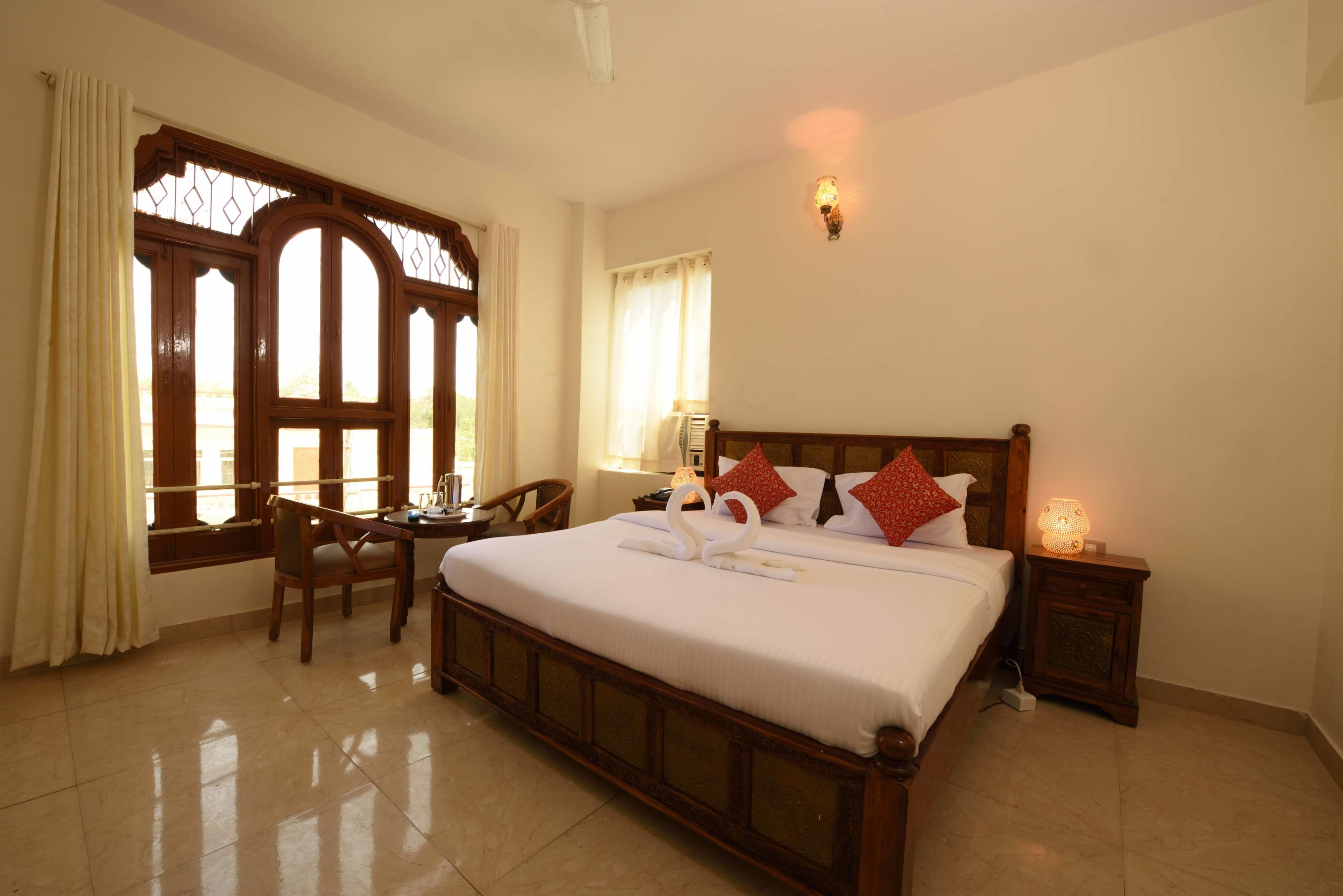 Hotel Empire Palace Room Type - Deluxe Comfort Room