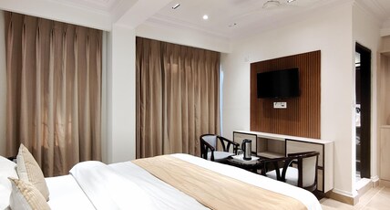 Hotel Prashant The Mall Room Type - Super Delux Room