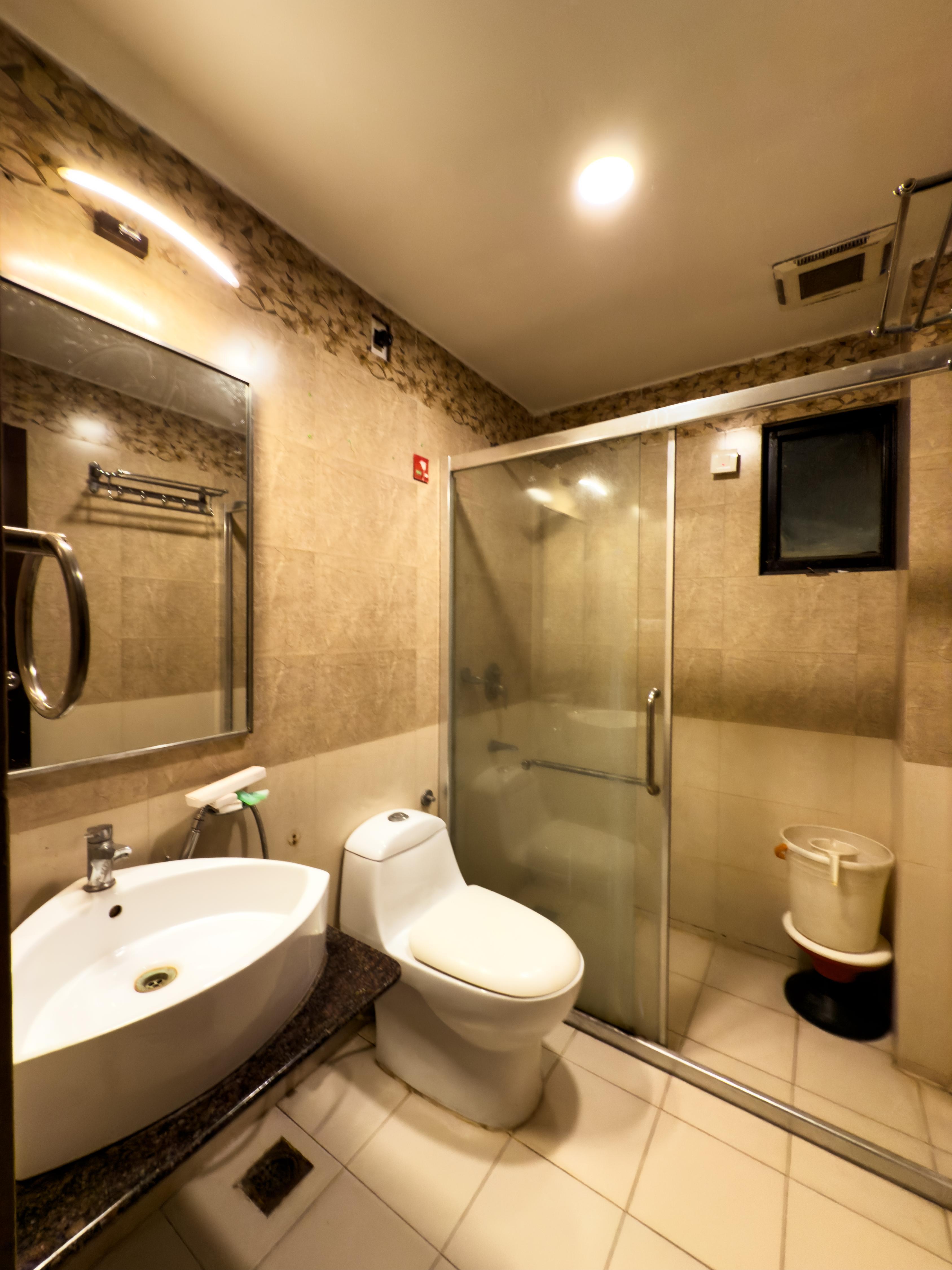 Hotel Royal Palm - A Budget Hotel in Udaipur - Tap to explore photos