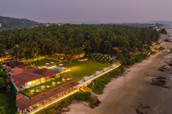 La Cabana Beach Resort & Spa