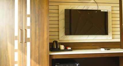 Aqua Marina Drive Inn Room Type - Aqua Premium  (2nd or 3rd Floor)