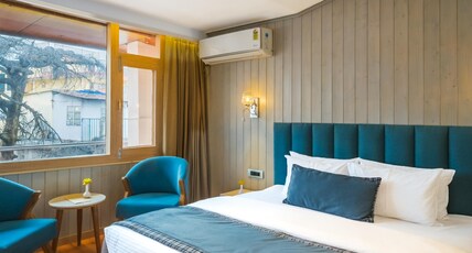 Tripli Hotels M & Resort Room Type - Superior King Room With Balcony Tripli Hotels M & Resort Room Type - Superior King Room With Balcony