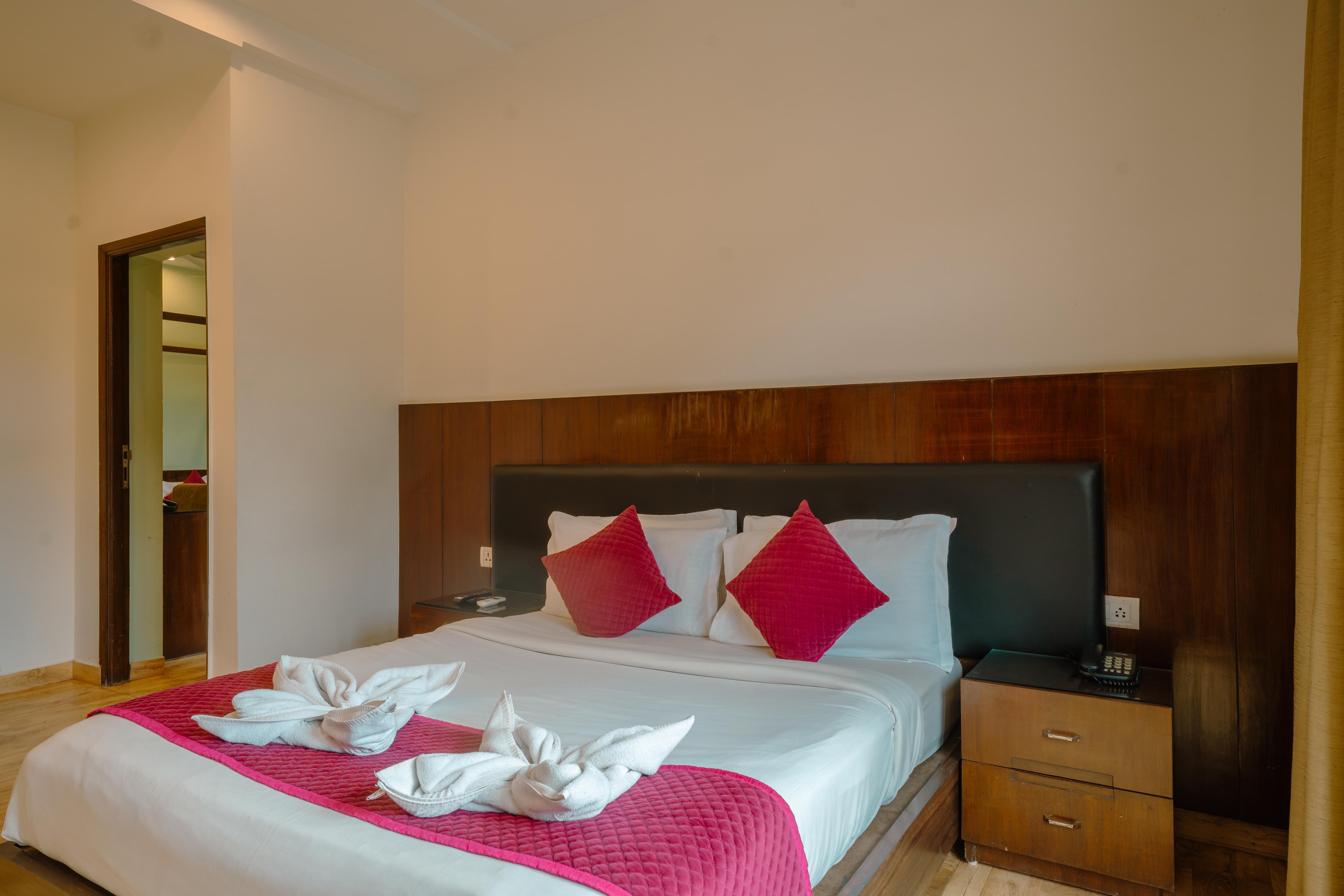 Rega Candolim - Tap to explore photos