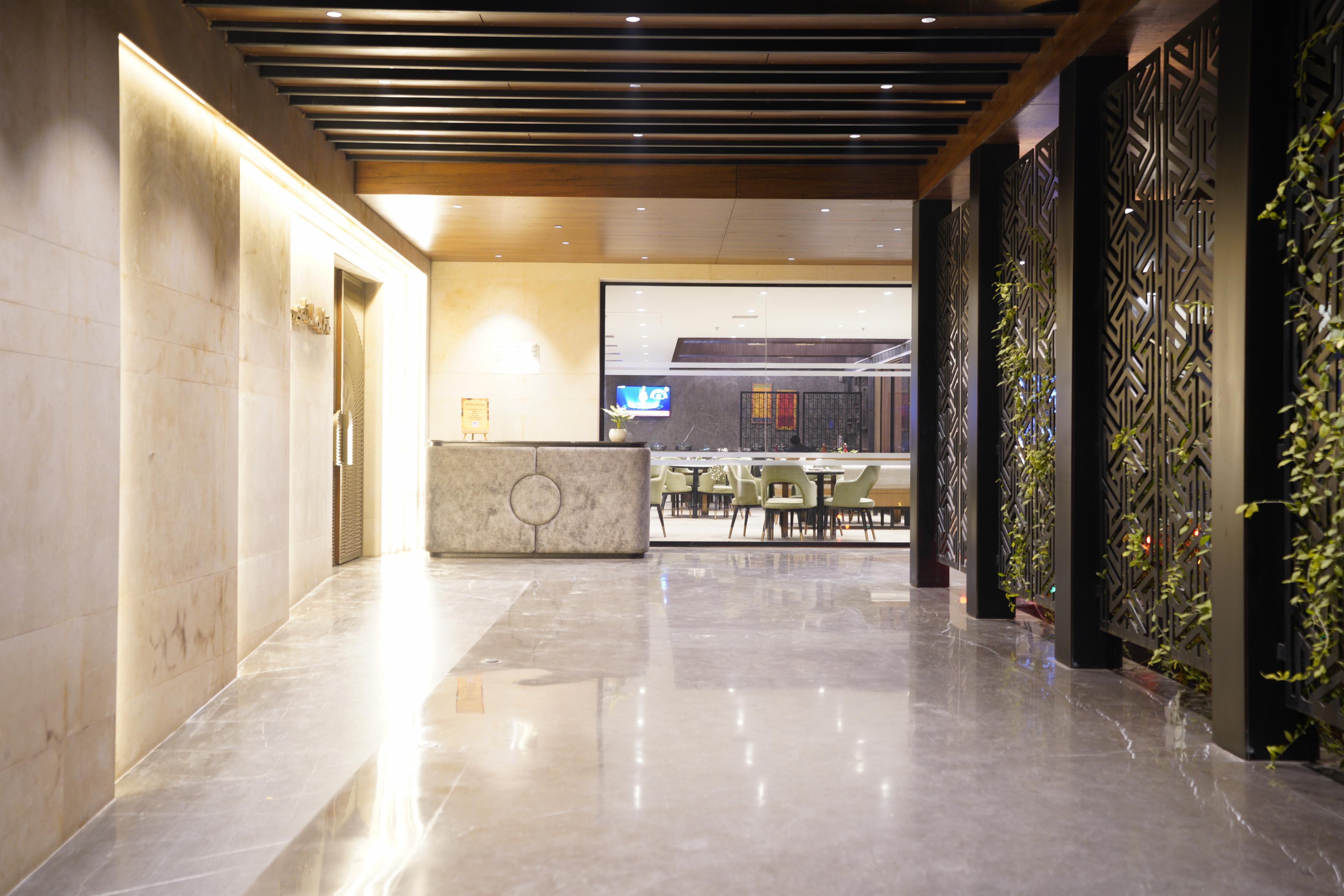 Hotel Levana - Tap to explore photos