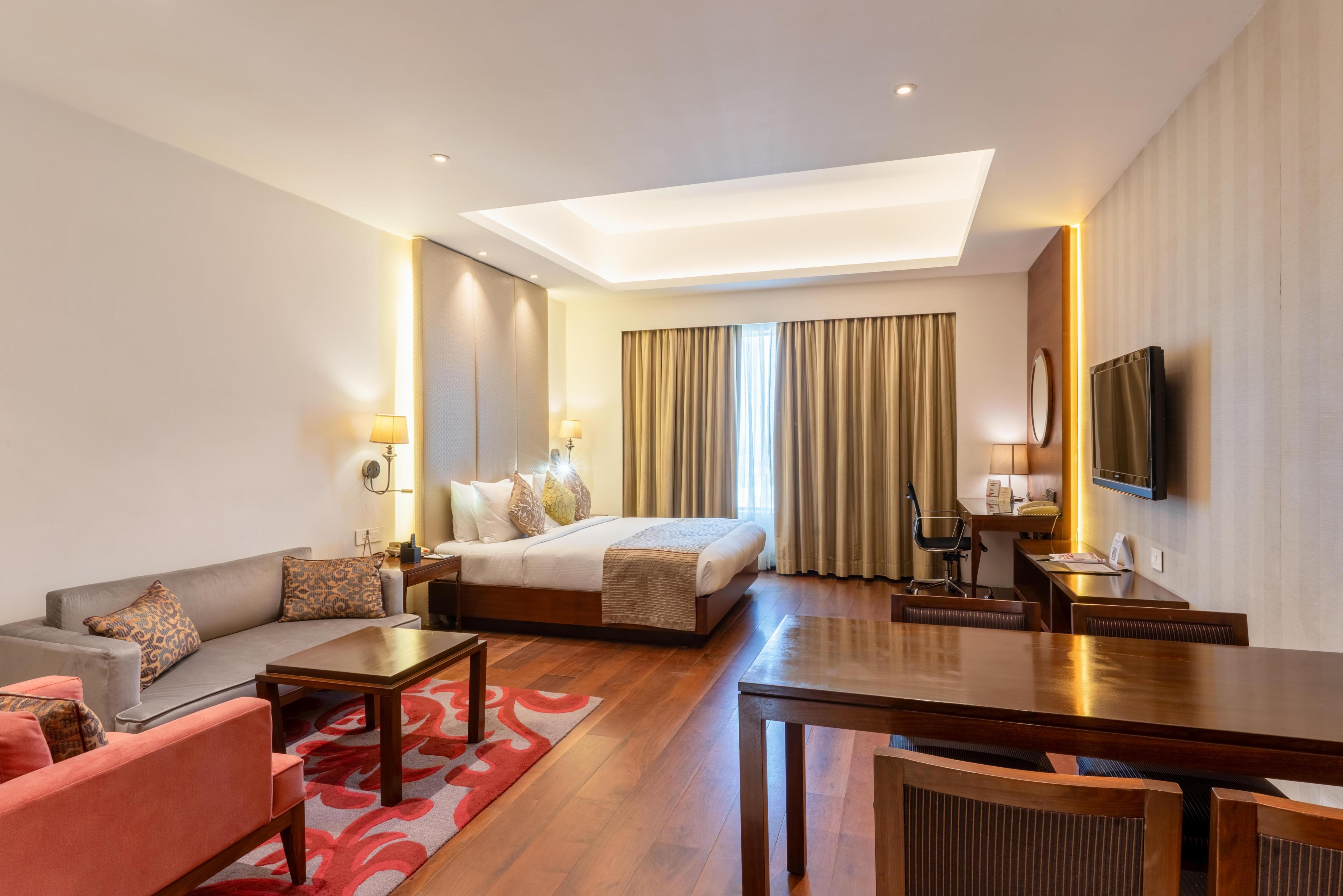 Pride Plaza Hotel, Kolkata Room Type - Deluxe Suite Room