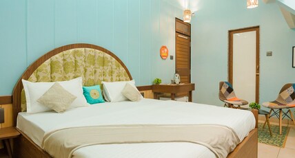 Travellers Inn near Fort Room Type - Super Deluxe Room Travellers Inn near Fort Room Type - Super Deluxe Room