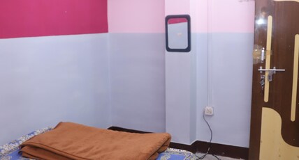 Chawla Guest House Room Type - Double Bedroom Non A/C