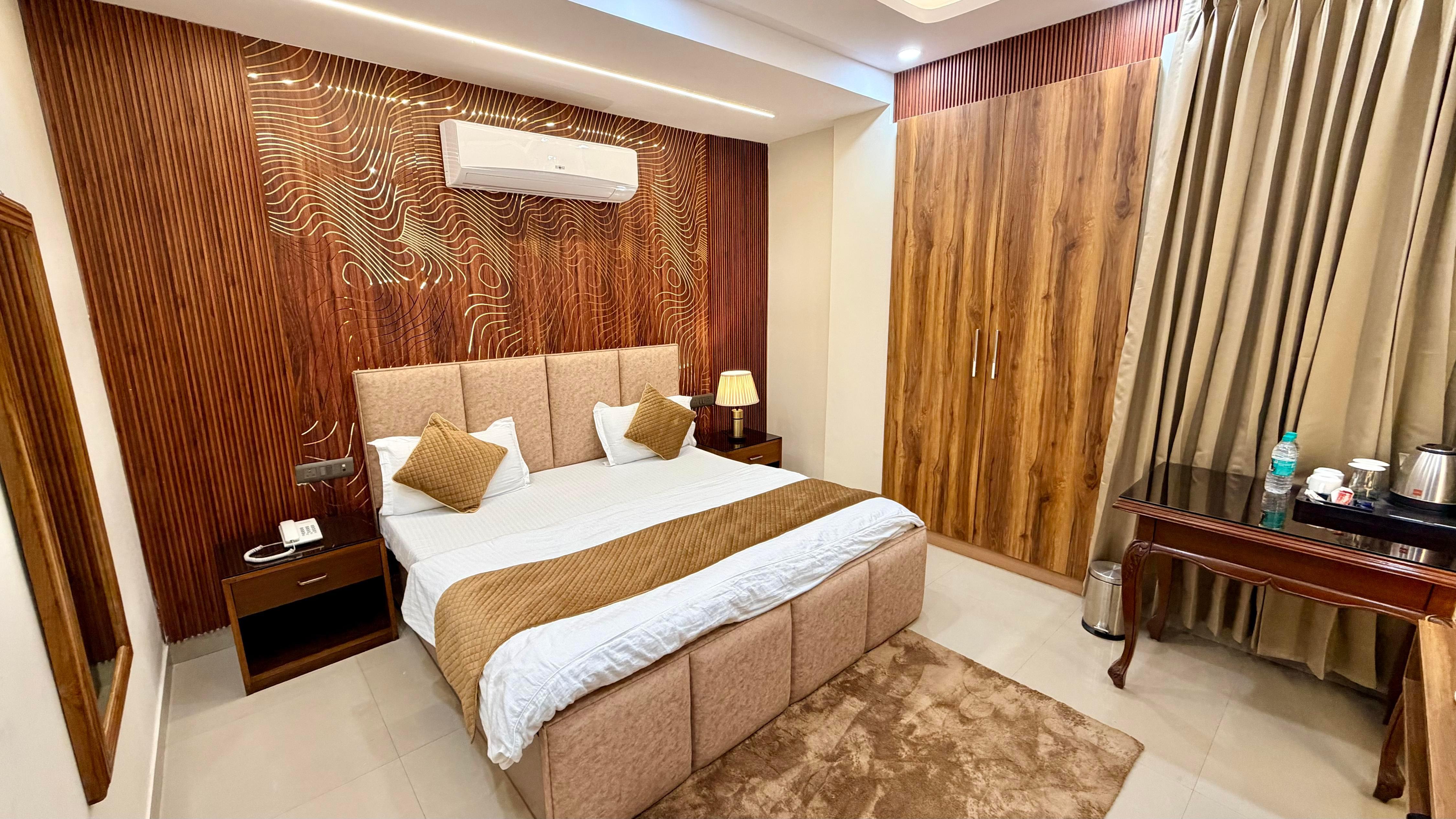 Kashish Residency & Banquet - Tap to explore photos