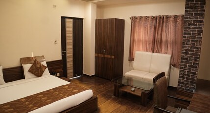 Hotel Sundaram Room Type - Royal Executive Room Hotel Sundaram Room Type - Royal Executive Room
