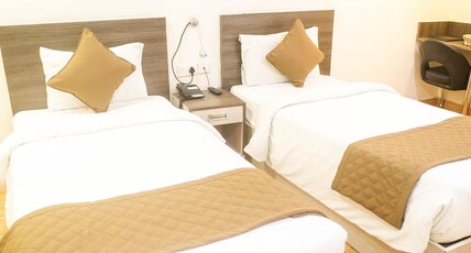 Hyphen Business Hotel Room Type - Deluxe Twin