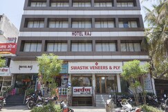 HOTEL RAJ