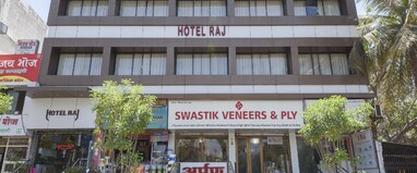 HOTEL RAJ