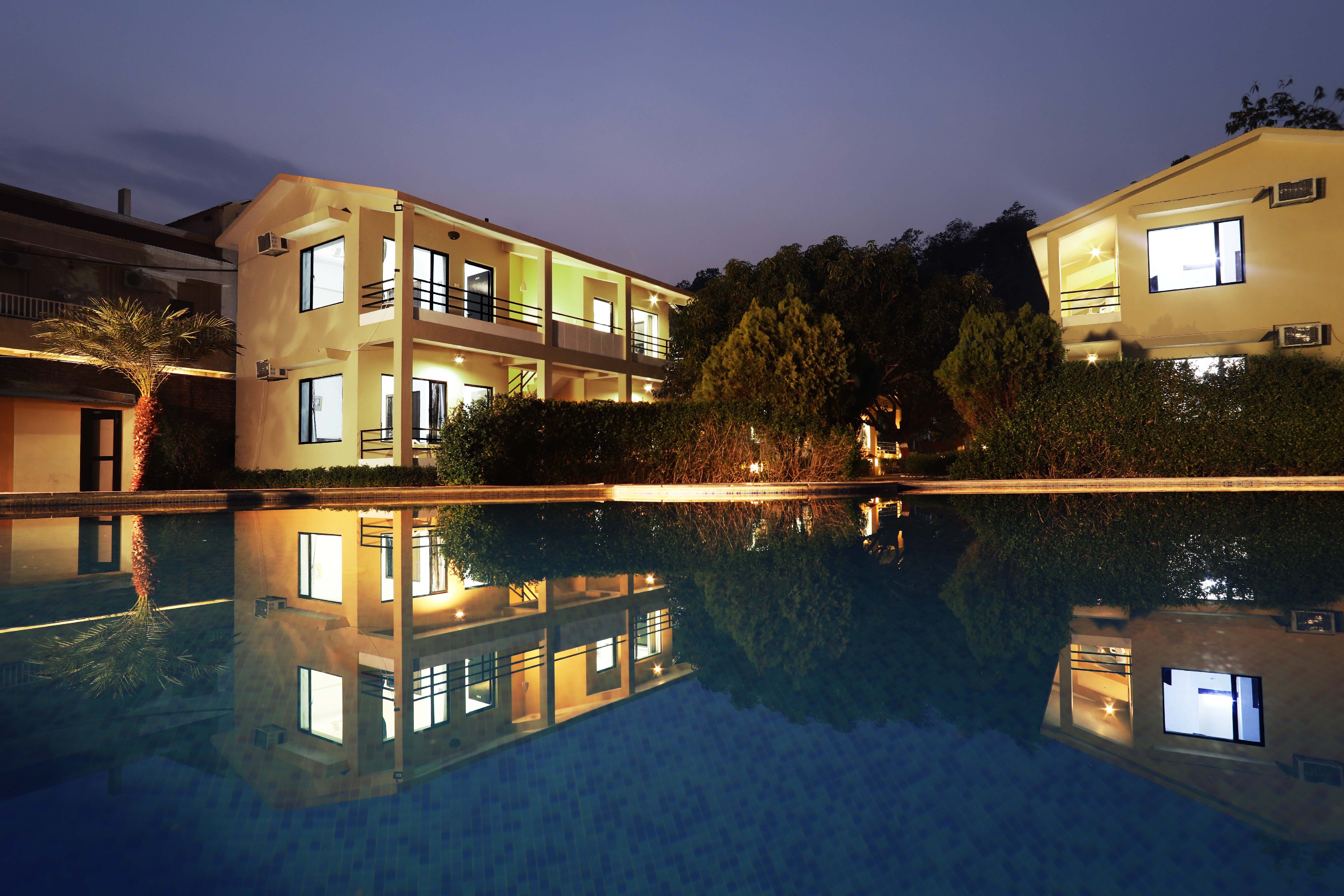 Corbett Aroma Park By Royal Collection Hotels - Tap to explore photos