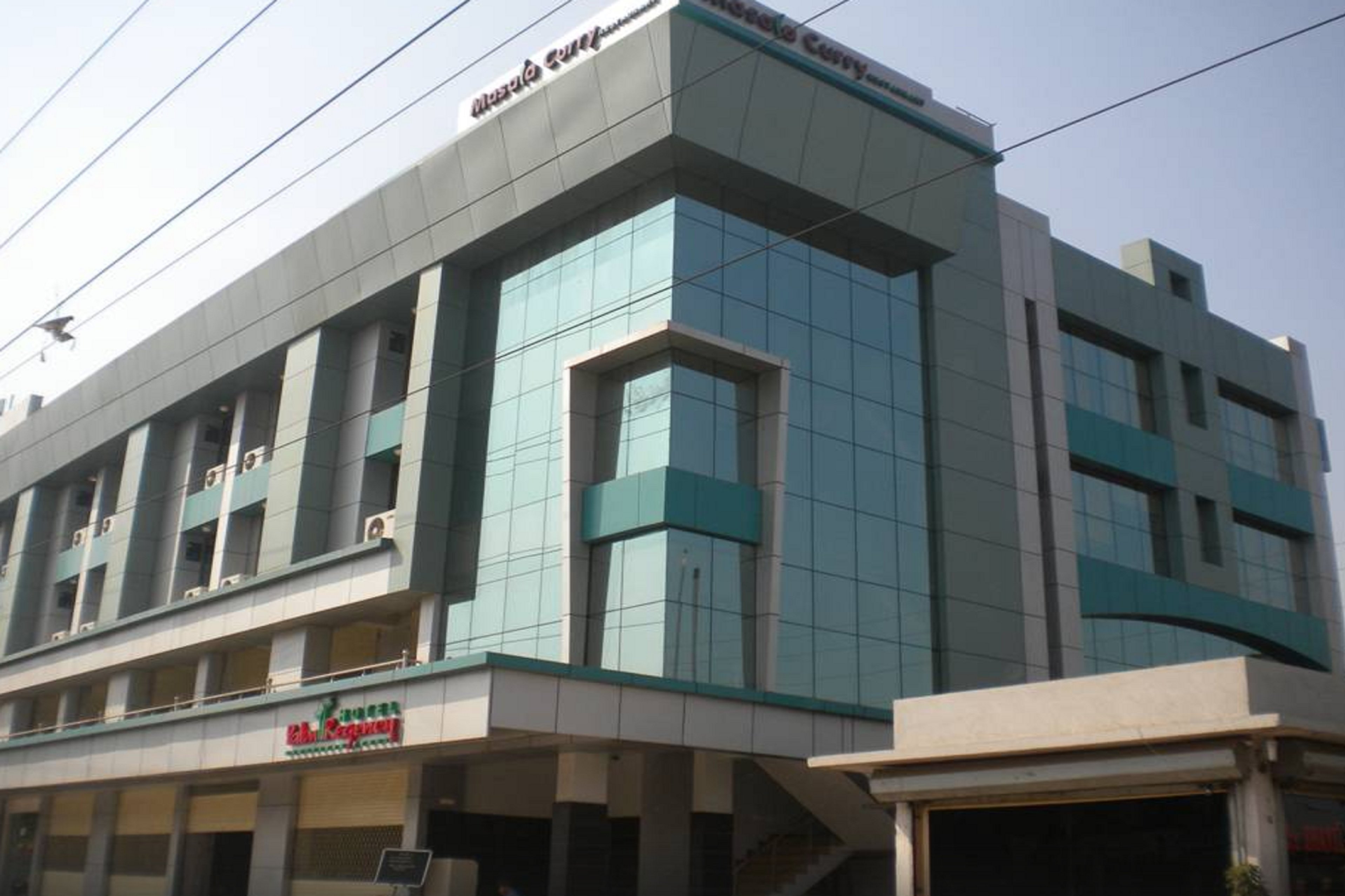 Rooms of Budget Inn Palm Regency