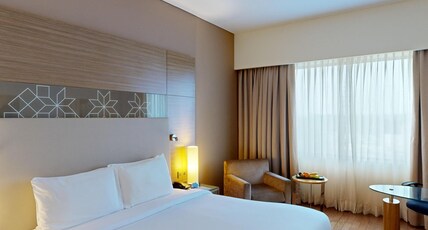 Radisson Gurugram Udyog Vihar Room Type - Superior Room