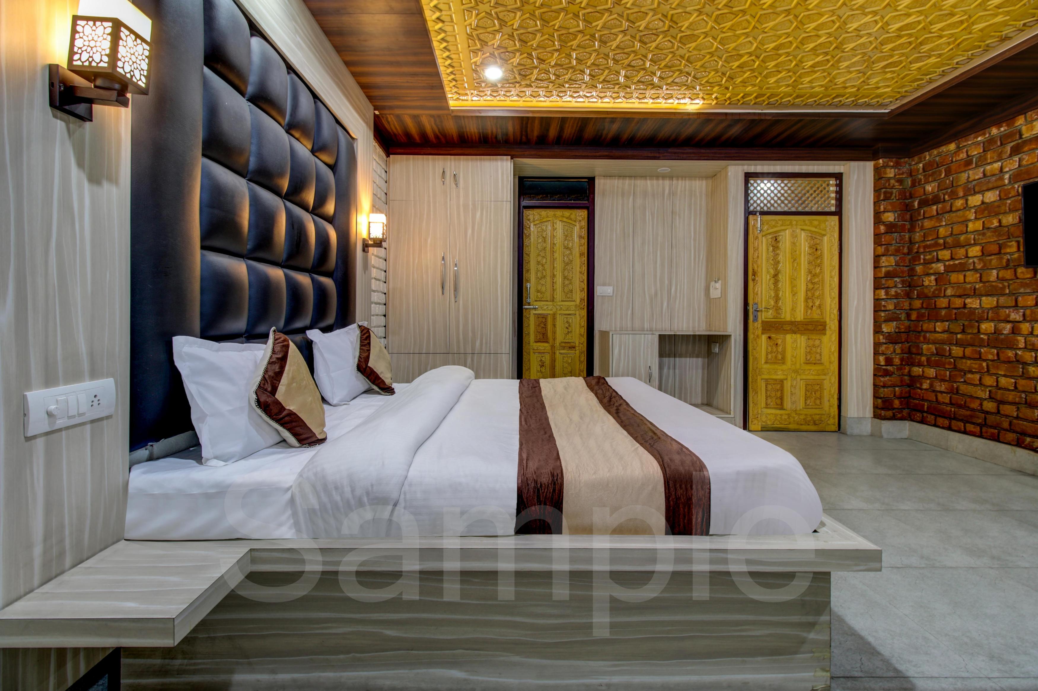 Hotel Grand Osheen Room Type - Deluxe Room AC