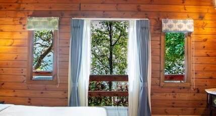 Stone Water Eco Resort Room Type - Premium Sea View Cottage