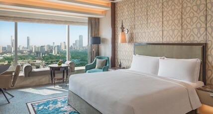 The St. Regis Mumbai Room Type - Racecourse View,  Guest Room 1 King