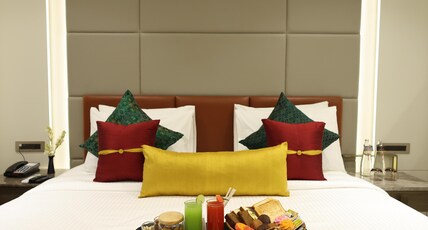 MARIGOLD-Newly Renovated Hotel. Room Type - EXECUTIVE CLUB SUITE - Complimentary Shuttle Pickup and Drop to Sai Baba Temple (Gate 2)