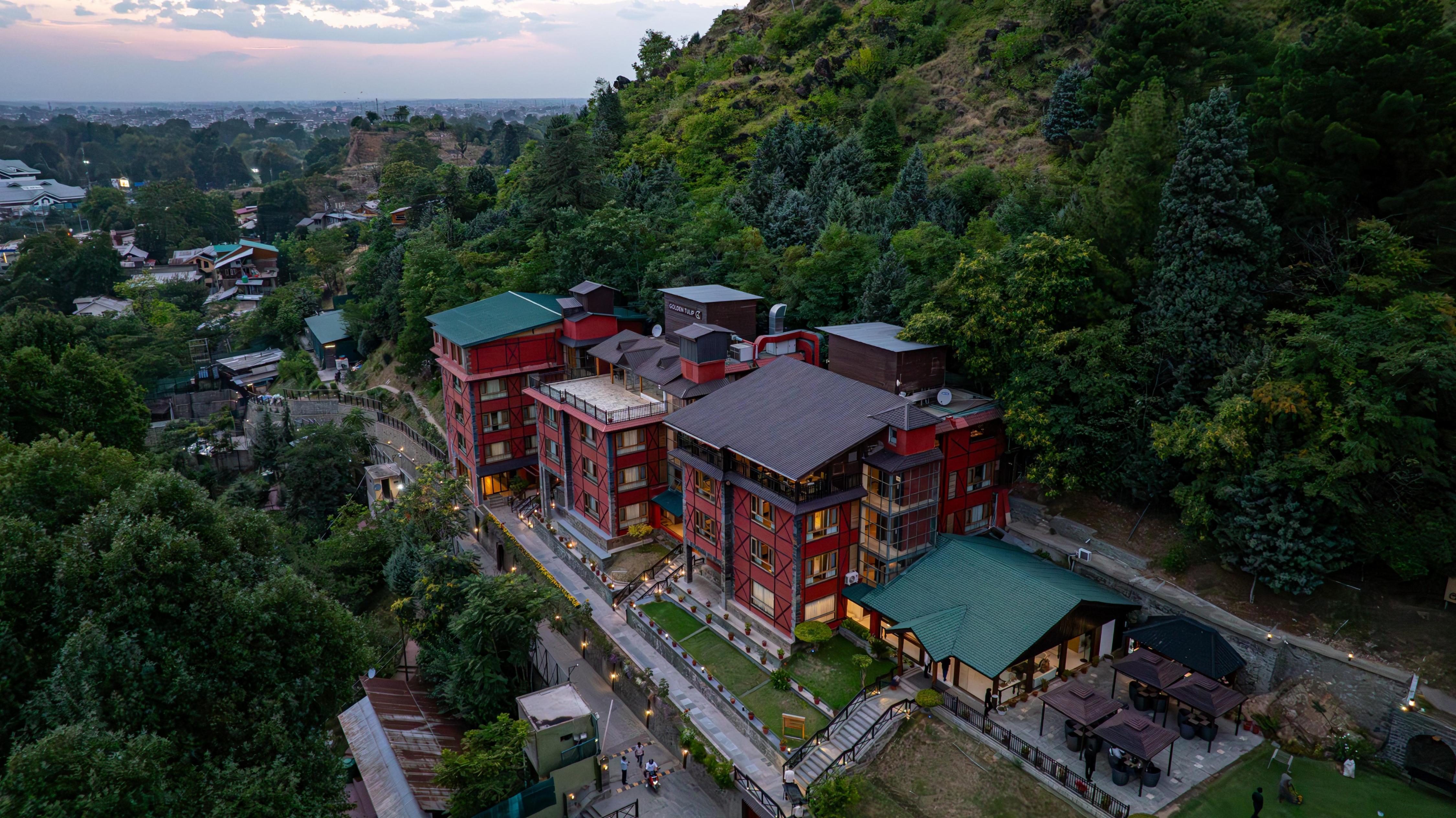 Golden Tulip Srinagar (formerly RK Sarovar Portico Srinagar)