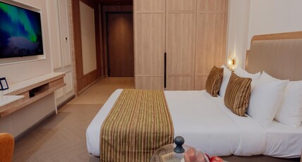 THE TIVOLI NEW DELHI Room Type - Deluxe King Room 