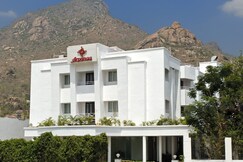 Arpanaa Hotel