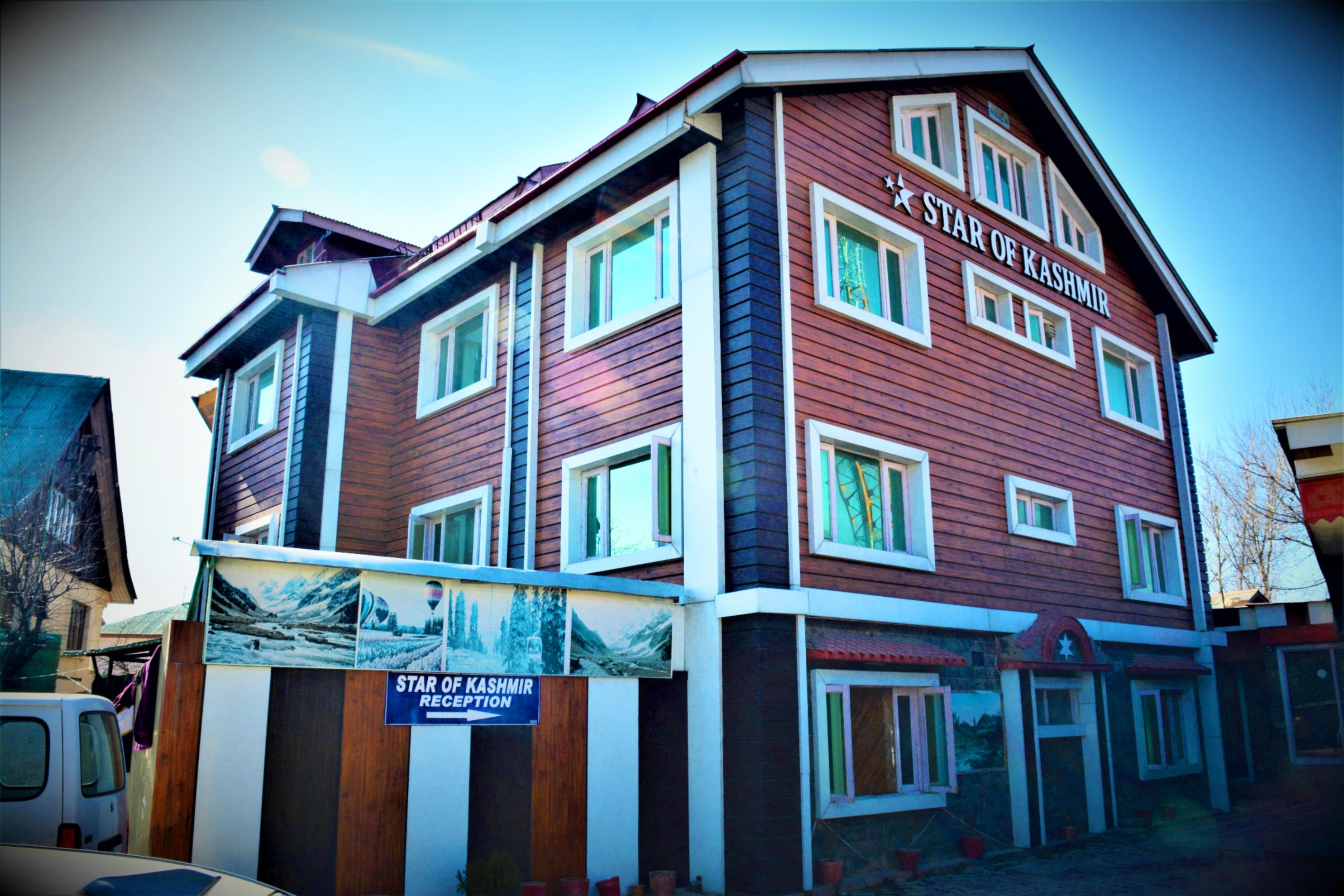 Hotel Star of Kashmir - Tap to explore photos