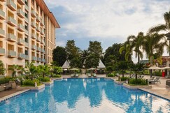 Resorts World Sentosa - Hotel Ora