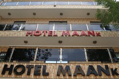 Hotel Maan K