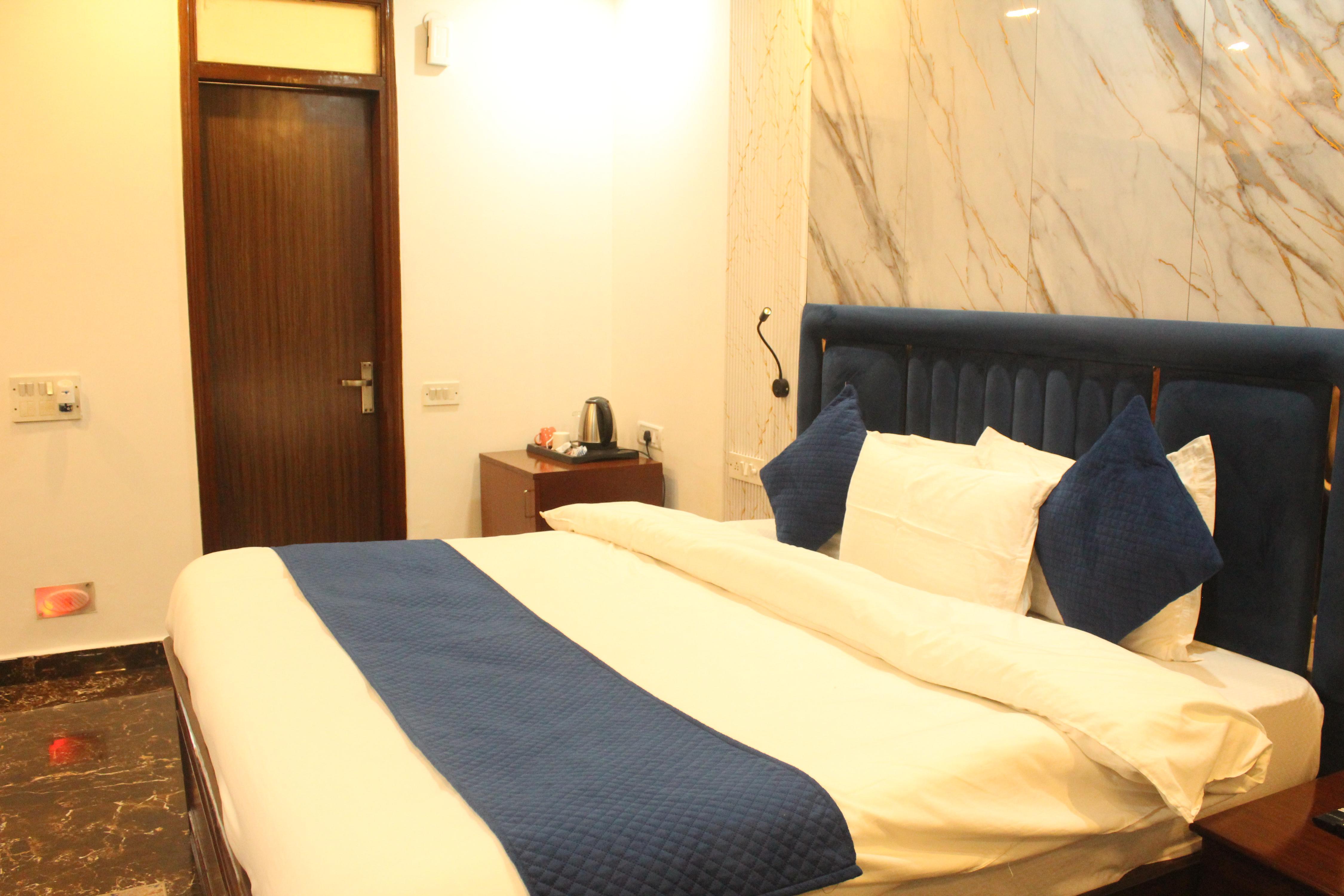 Hotel Shyama International - Tap to explore photos