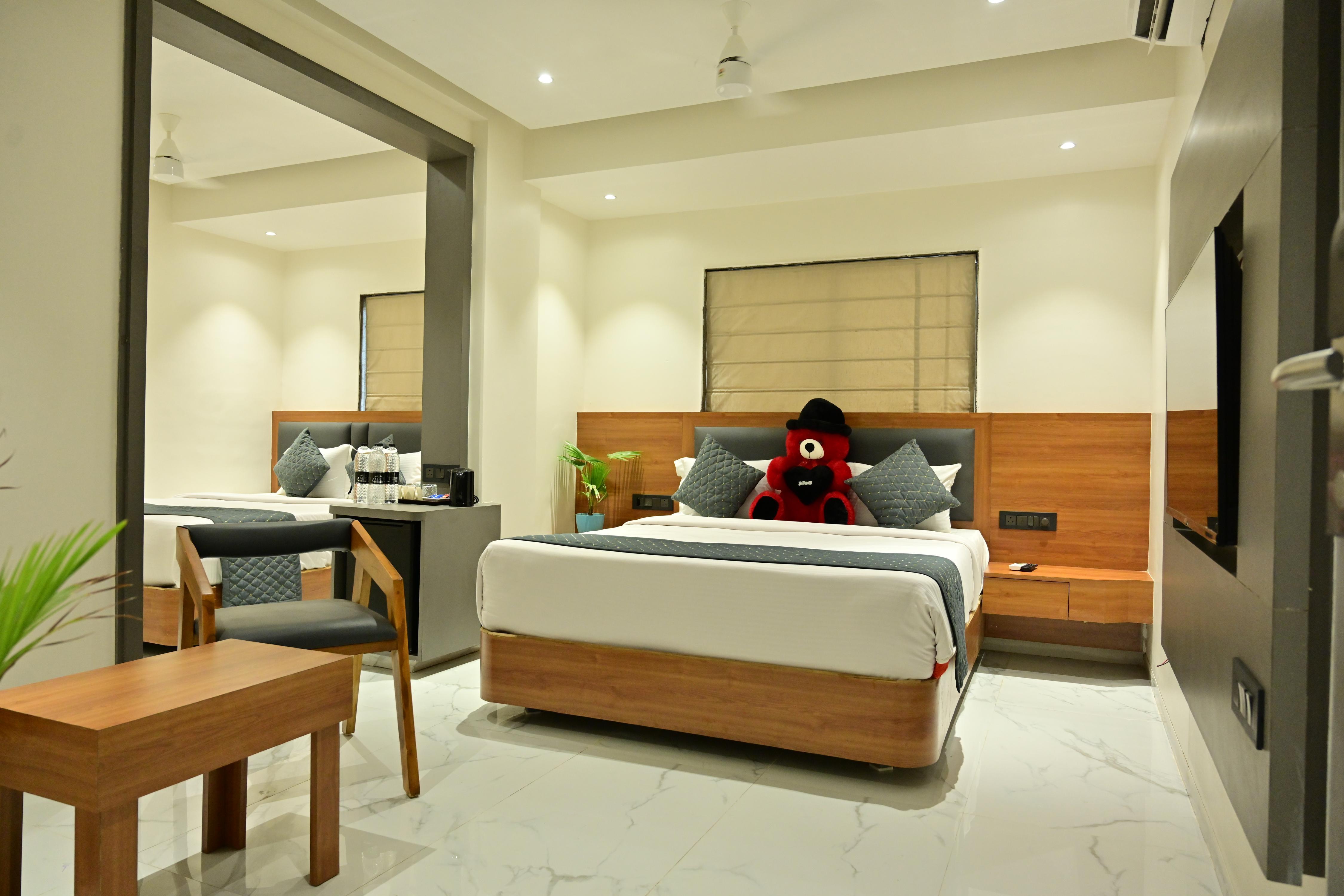 Hotel Sai Kamal Room Type - Executive Family Friendly Room