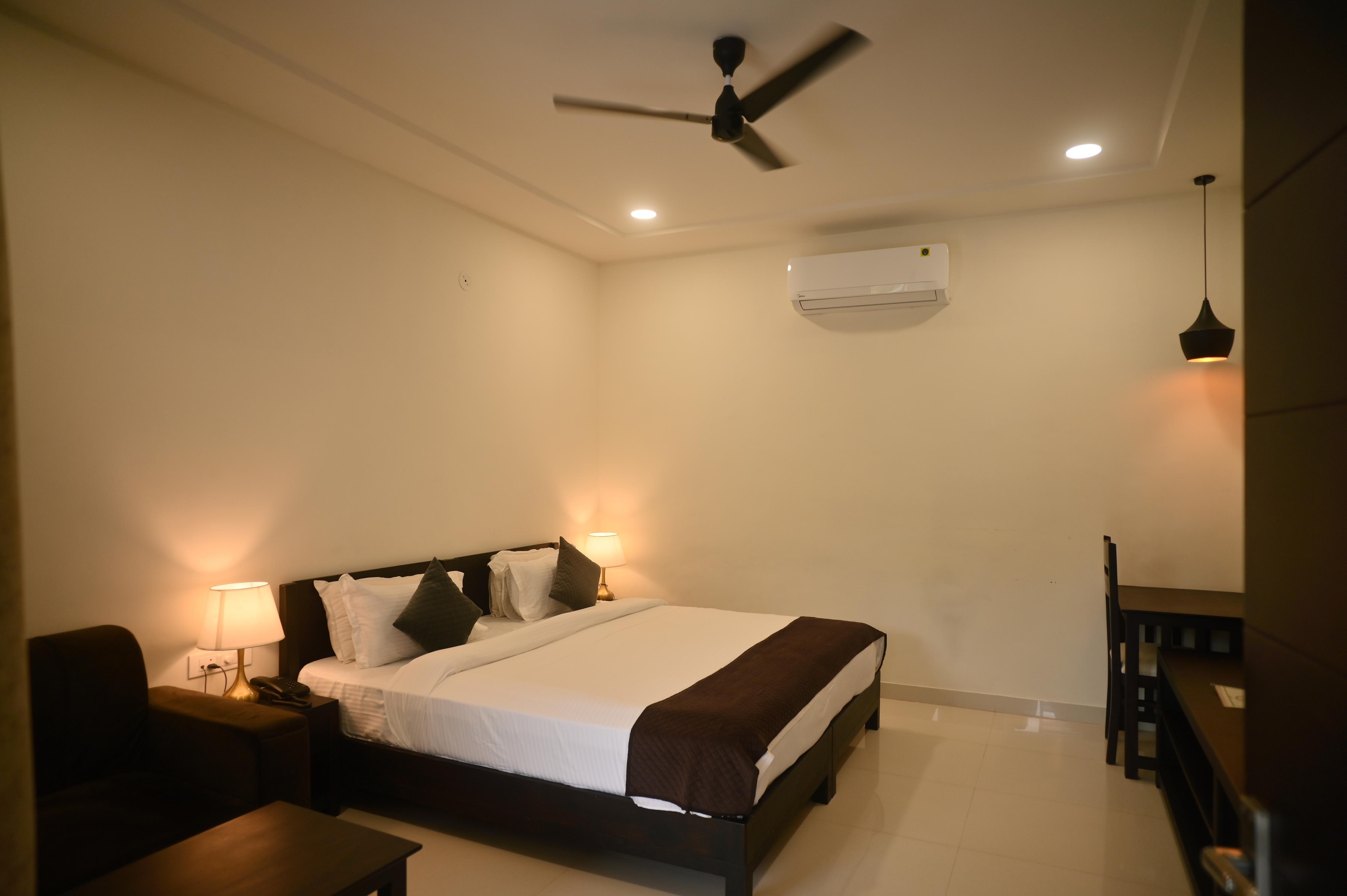 Vatika Resort - Tap to explore photos