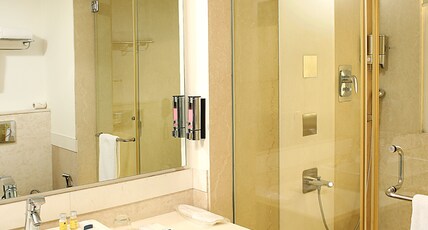 Eastlynn Collections HUDA City Centre, Sector 45, Gurugram Room Type - Executive Room with Twin Bed Eastlynn Collections HUDA City Centre, Sector 45, Gurugram Room Type - Executive Room with Twin Bed