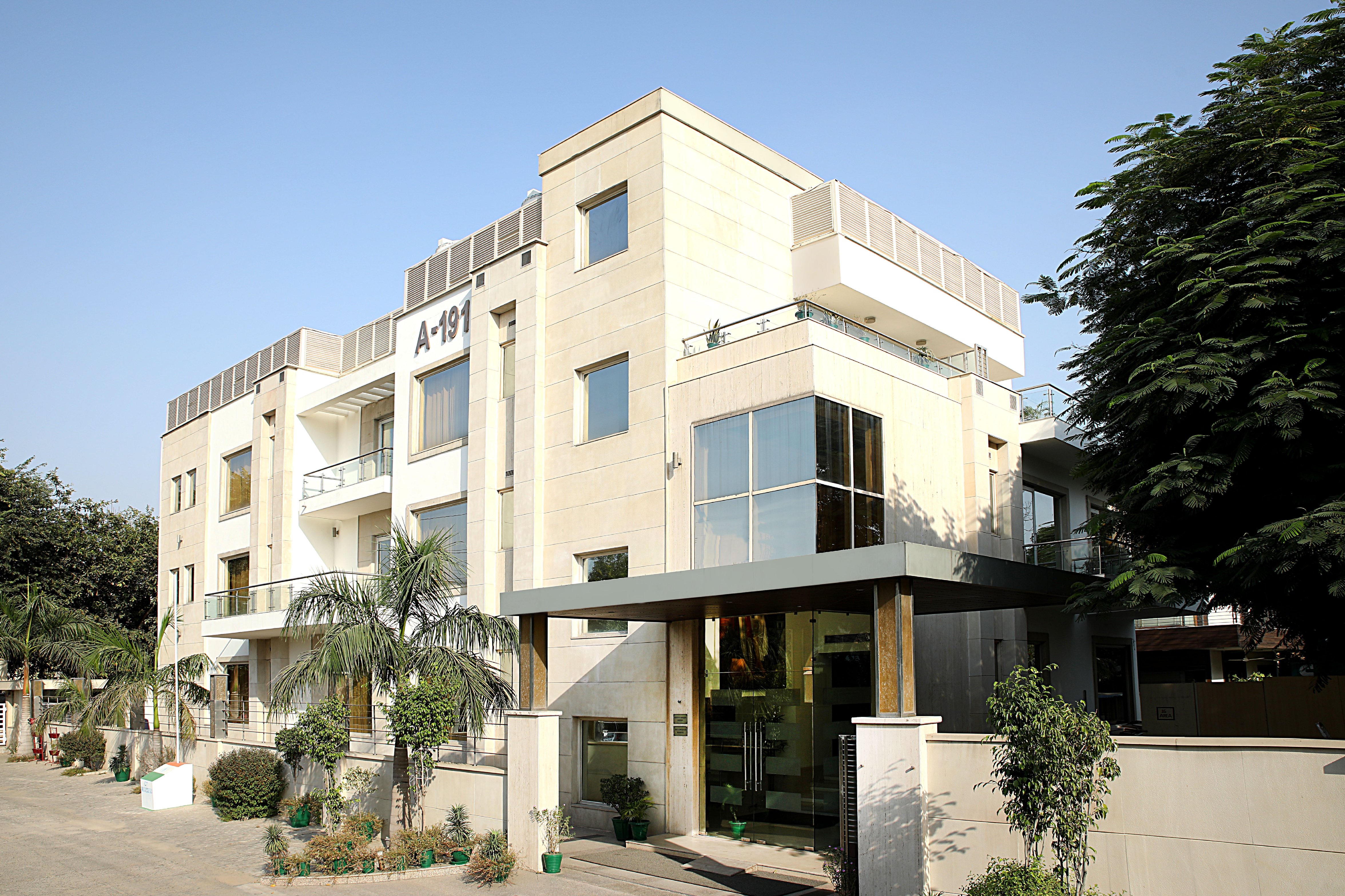 Eastlynn Collection HUDA City Centre, Sector 45, Gurugram