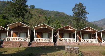 High Bank Himalayan Retreat Room Type - Premium Cottages with Mountain and River view