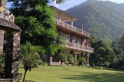Address of High Bank Himalayan Retreat