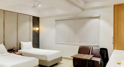 Hotel KINARA GRAND-Habsiguda Room Type - Deluxe Room