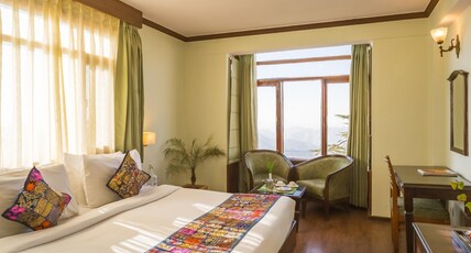 Tripli Hotels Le Royale Room Type - King Room with Mountain view