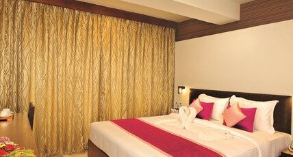 Holiday Vista Luxury Hotel and Spa, Thekkady Room Type - Platinum Jewel AC with Balcony