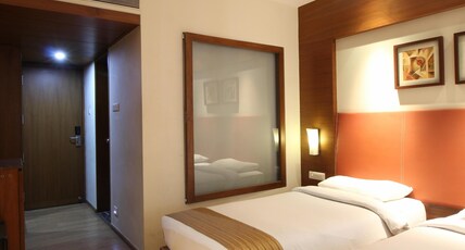J M Four Hotel Room Type - JMF EXECUTIVE TWIN