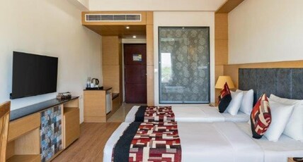 Golden Tulip Udaipur Room Type - Standard Twin Room
