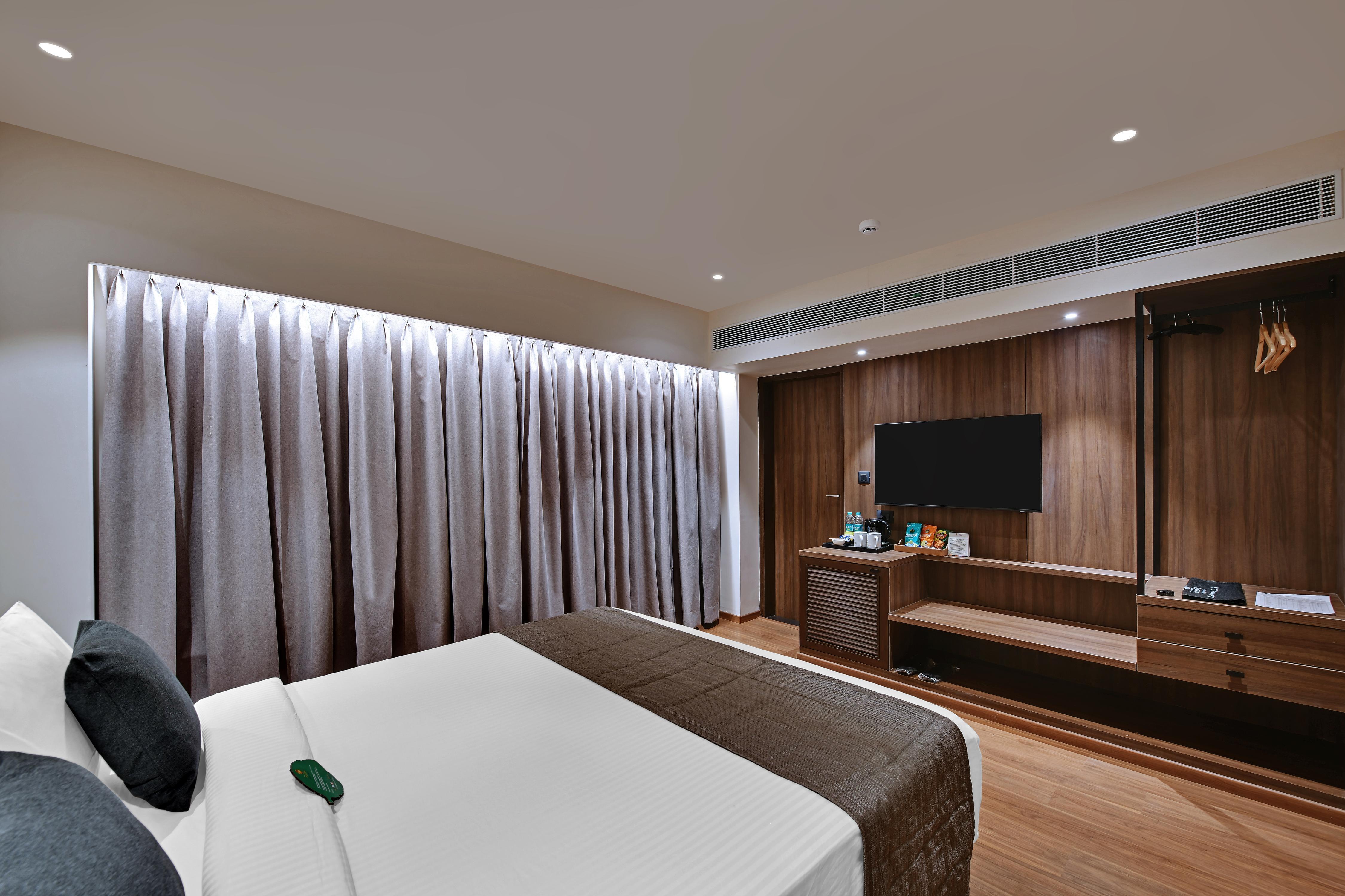 Hotel Suba Star Ahmedabad - Tap to explore photos