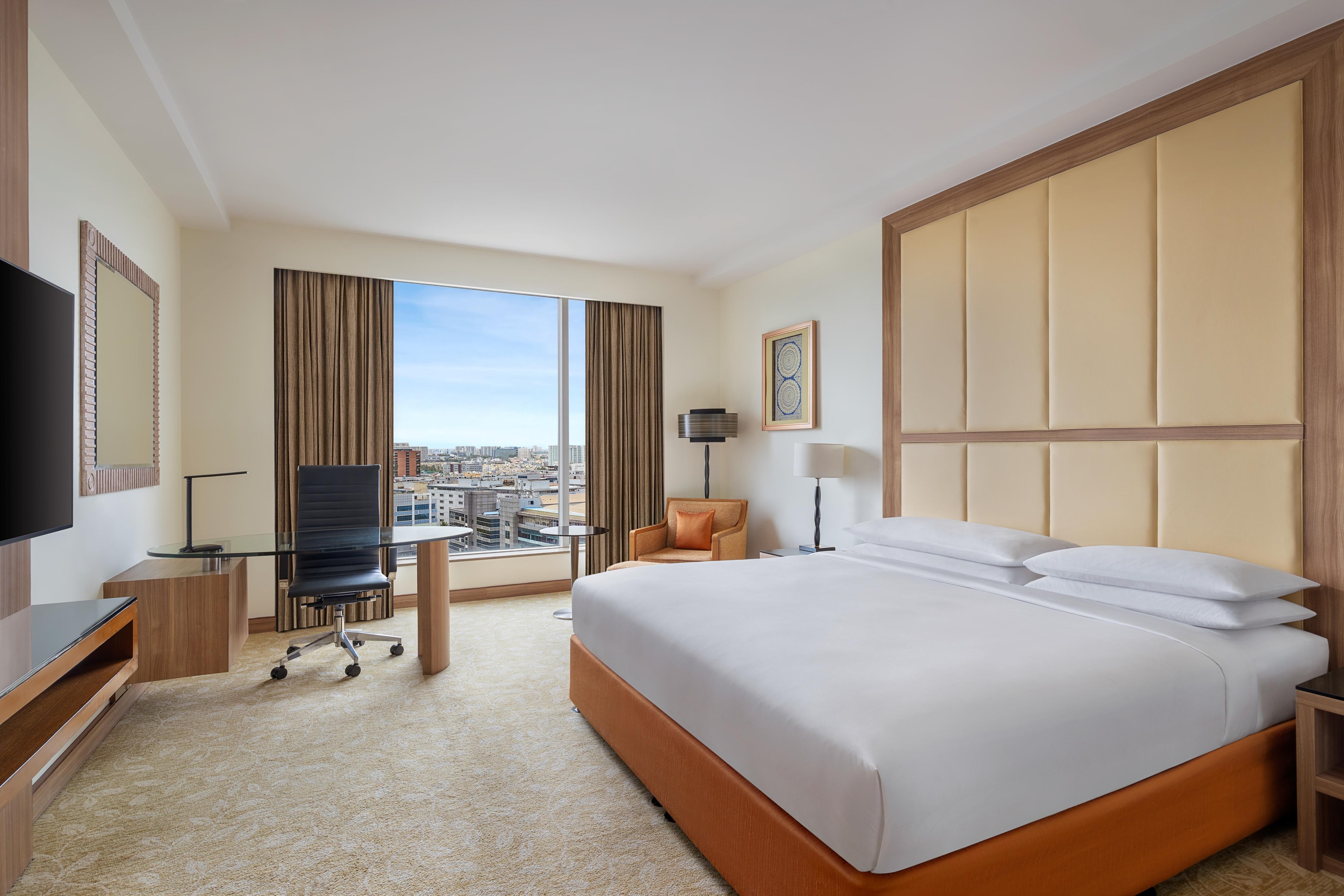 Bengaluru Marriott Hotel Whitefield Room Type - Executive Guest Room, Executive Lounge Access, 1 King Bed