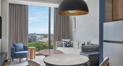 Bengaluru Marriott Hotel Whitefield Room Type - 1 Bedroom Apartment, Executive Lounge Access, 1 King Bed (Junior Suite)