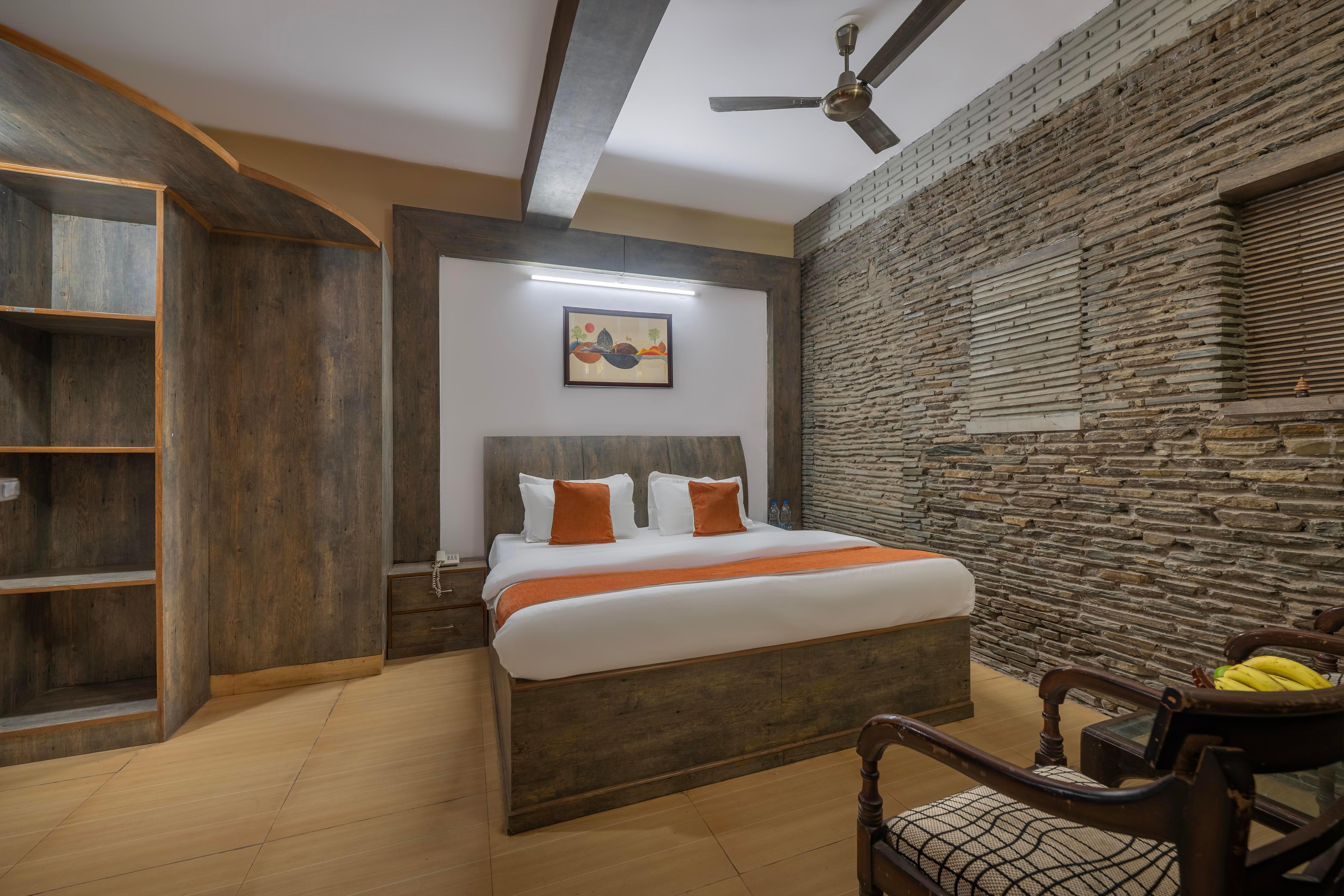 Kasauli Residency - Tap to explore photos