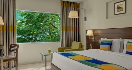 The Fern Residency Vadodara Series by Marriott Room Type - Fern Classic, Guest room, 1 King, City view