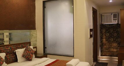 Hotel Lav Kush Deluxe @ 5 Mins from Connaught Place Room Type - Superior Double Room with WiFi Hotel Lav Kush Deluxe @ 5 Mins from Connaught Place Room Type - Superior Double Room with WiFi