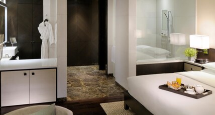 Park Hyatt Hotel and Residences, Hyderabad Room Type - 1 KING BED