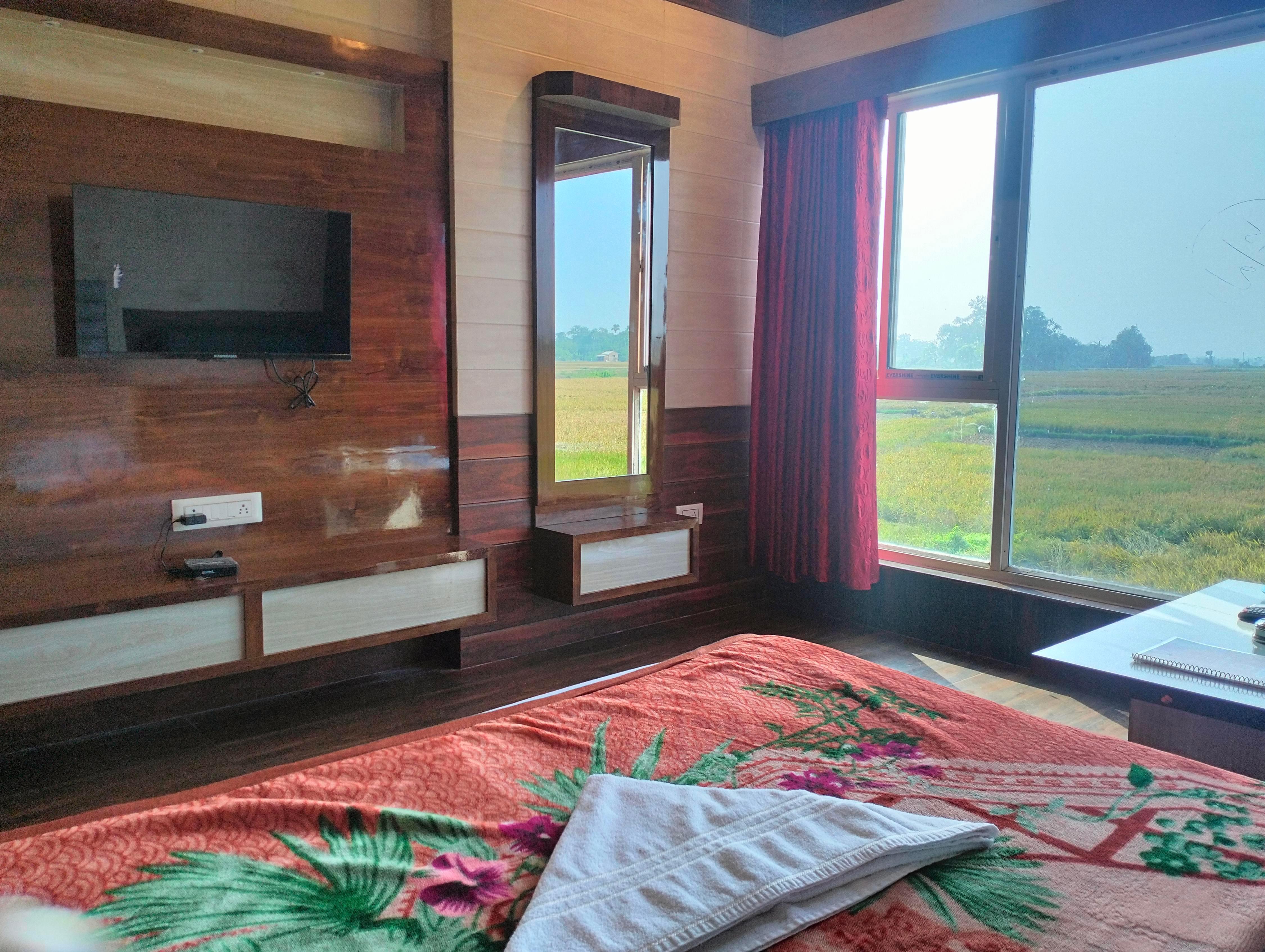 Amantran Hotel & Resort Room Type - Deluxe Ac Room