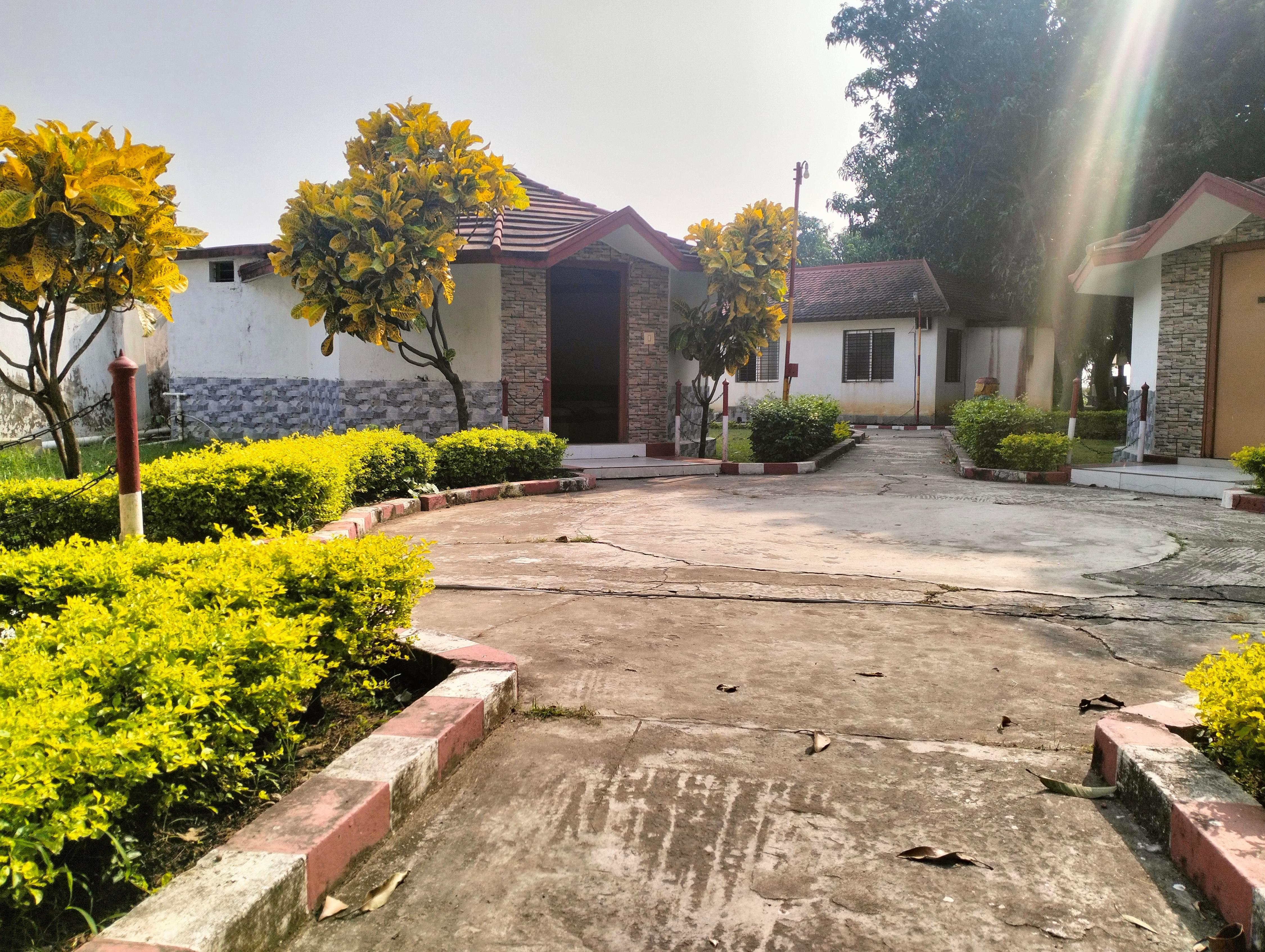 Amantran Hotel & Resort Room Type - AC Deluxe Cottage